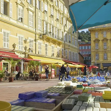 Daire Modern Apartment In Nice With Private Terrace *